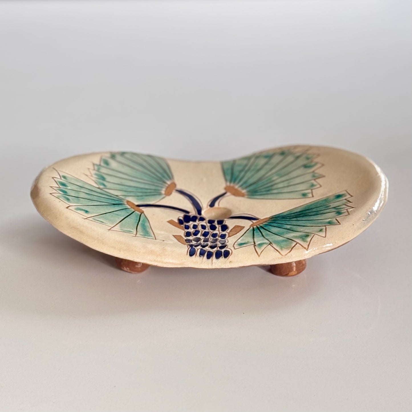 Fayoum hand painted soap dish