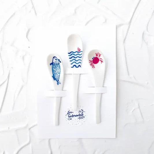 Set of 3 small Porcelain Spoons